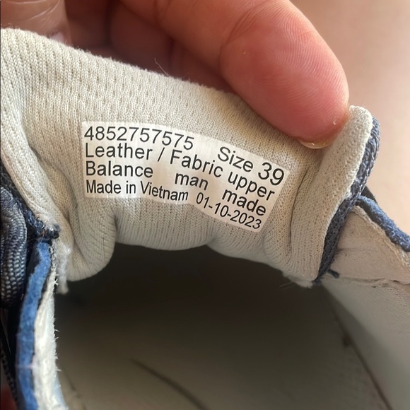 Dansko Shoes - Picture 4 of 8